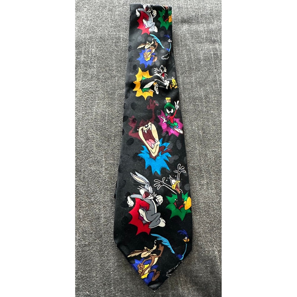 Vintage 1993 Collectable Looney Tunes 100% silk Tie